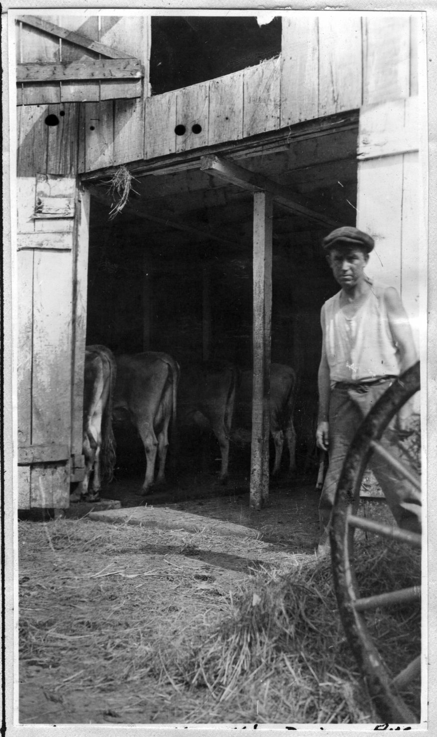 051~M. F. Hyatt Dairy Milkhouse1 Aug 1920.jpg